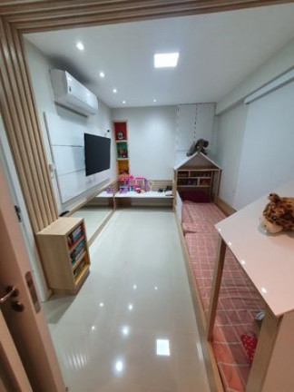Imagem Apartamento com 4 Quartos à Venda, 225 m² em Barra Da Tijuca - Rio De Janeiro