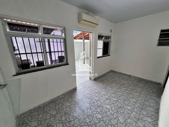 Imagem Casa com 3 Quartos à Venda, 108 m² em Cidade 2000 - Fortaleza