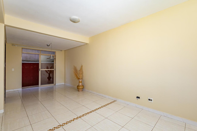 Imagem Sobrado com 3 Quartos à Venda, 123 m² em Campina Do Siqueira - Curitiba Imagem Sobrado com 3 Quartos à Venda, 123 m² em Campina Do Siqueira - Curitiba