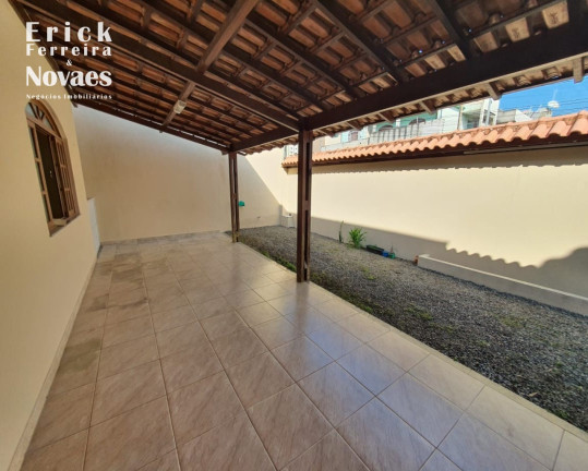Imagem Casa com 4 Quartos à Venda, 320 m² em Itapebussú - Guarapari