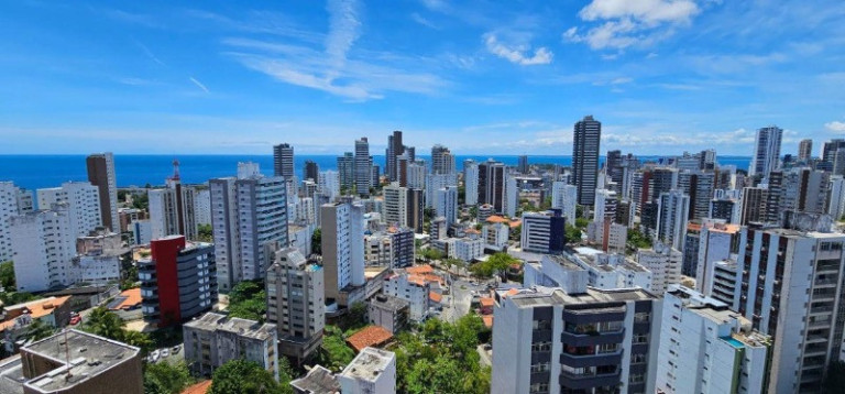 Imagem Imóvel com 4 Quartos à Venda, 162 m² em Jardim Apipema - Salvador