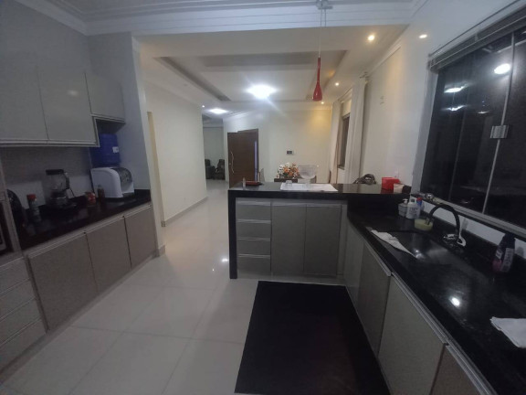 Imagem Casa com 3 Quartos à Venda, 300 m² em Residencial Veneza - Anápolis