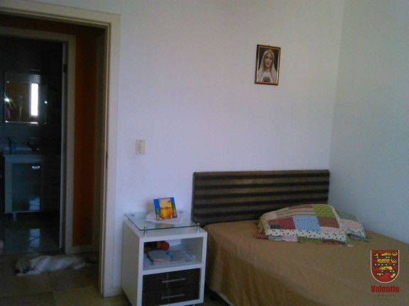 Imagem Casa com 5 Quartos à Venda,  em Estreito - Florianópolis