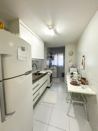 Imagem Imóvel com 2 Quartos à Venda, 61 m² em Pituaçu - Salvador Imagem Imóvel com 2 Quartos à Venda, 61 m² em Pituaçu - Salvador