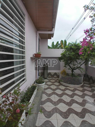 Imagem Casa com 4 Quartos à Venda, 399 m² em Aleixo - Manaus