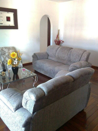 Imagem Casa com 3 Quartos à Venda, 300 m² em Vila Pérola - Contagem Imagem Casa com 3 Quartos à Venda, 300 m² em Vila Pérola - Contagem