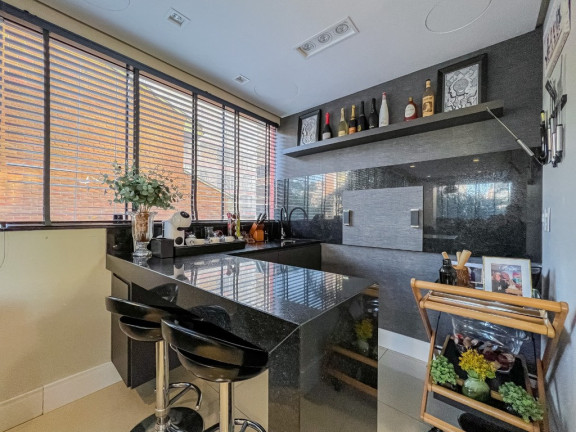 Imagem Apartamento com 3 Quartos à Venda, 150 m² em Bela Vista - Porto Alegre