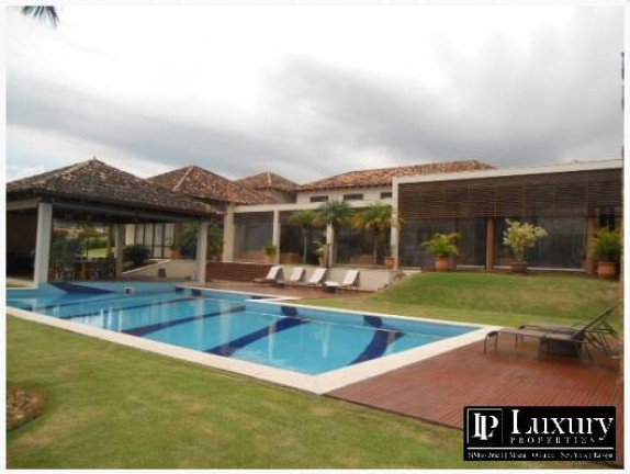 Casa de Condomínio com 8 Quartos à Venda, 6 m² em Quinta Da Baroneza - Bragança Paulista