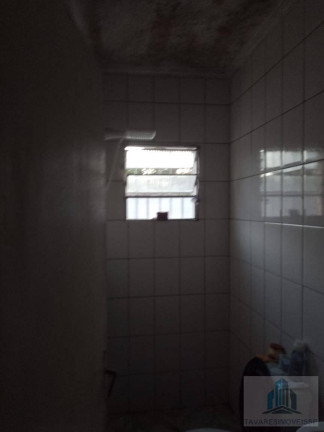 Imagem Casa com 2 Quartos à Venda, 80 m²
