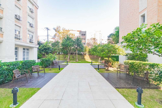 Imagem Imóvel com 2 Quartos à Venda, em Passo Da Areia - Porto Alegre Imagem Imóvel com 2 Quartos à Venda, em Passo Da Areia - Porto Alegre