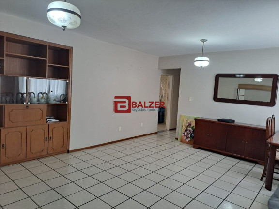 Imagem Apartamento com 3 Quartos à Venda, em Centro - Florianópolis Imagem Apartamento com 3 Quartos à Venda, em Centro - Florianópolis