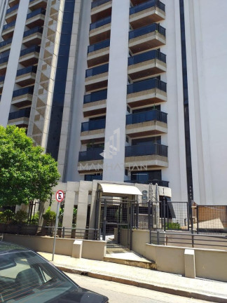 Imagem Imóvel com 3 Quartos à Venda, 230 m² em Centro - Americana Imagem Imóvel com 3 Quartos à Venda, 230 m² em Centro - Americana