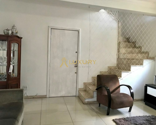 Imagem Imóvel com 3 Quartos à Venda, 244 m² em Buritis - Belo Horizonte