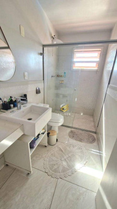 Imagem Casa com 3 Quartos à Venda, 270 m² em Centro - Tijucas