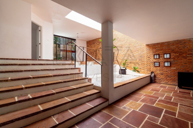 Imagem Casa com 3 Quartos à Venda, 292 m² em Jardim Guedala - São Paulo Imagem Casa com 3 Quartos à Venda, 292 m² em Jardim Guedala - São Paulo