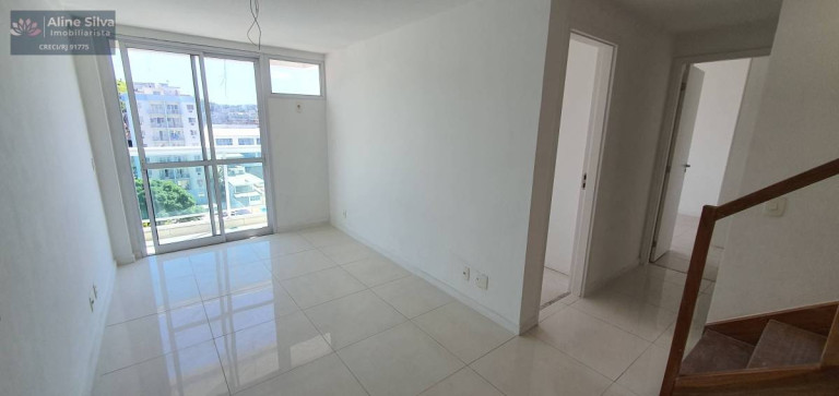 Imagem Cobertura com 3 Quartos para Alugar, 126 m² em Praça Seca - Rio De Janeiro
