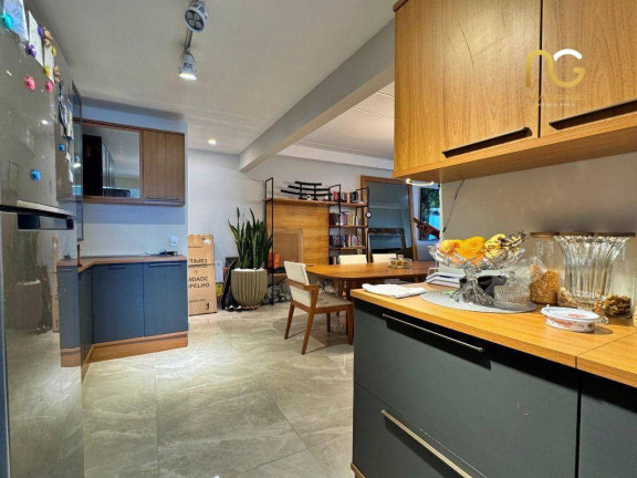 Imagem Apartamento com 3 Quartos à Venda, 140 m² em Vilamar - Praia Grande