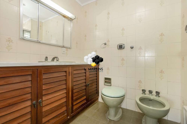 Imagem Apartamento com 2 Quartos à Venda, 133 m² em Petrópolis - Porto Alegre Imagem Apartamento com 2 Quartos à Venda, 133 m² em Petrópolis - Porto Alegre