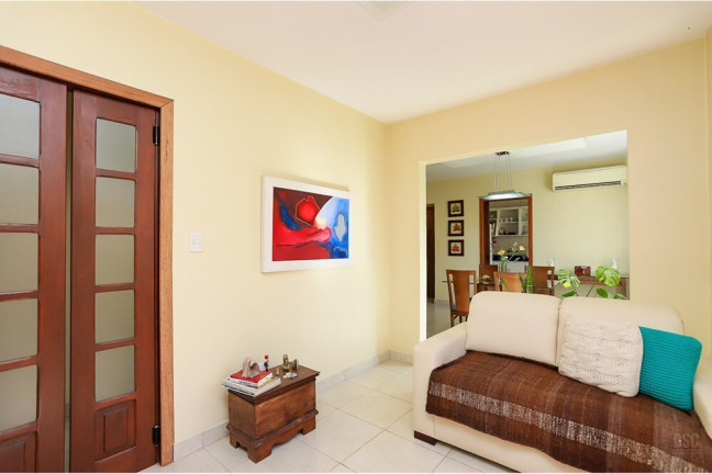 Imagem Apartamento com 2 Quartos à Venda, 65 m² em Azenha - Porto Alegre Imagem Apartamento com 2 Quartos à Venda, 65 m² em Azenha - Porto Alegre