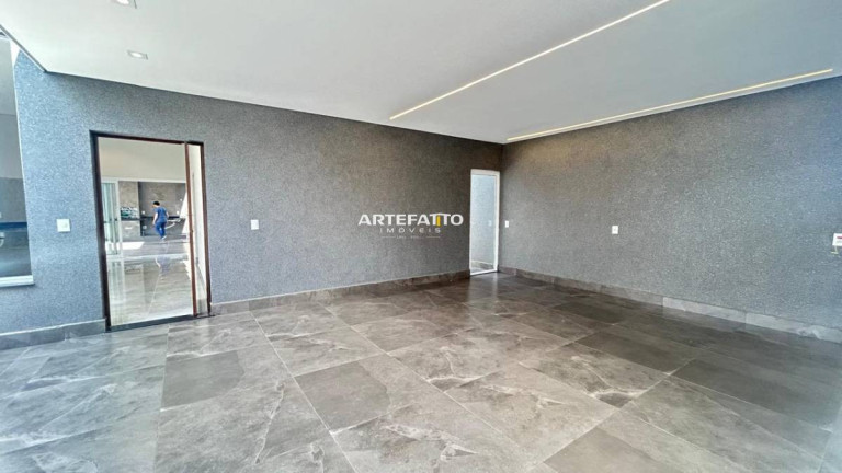 Imagem Casa com 2 Quartos à Venda, 211 m²