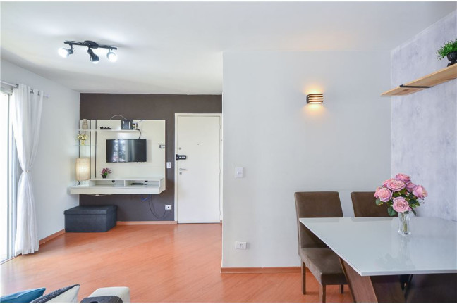 Imagem Apartamento com 2 Quartos à Venda, 64 m² em Real Parque - São Paulo