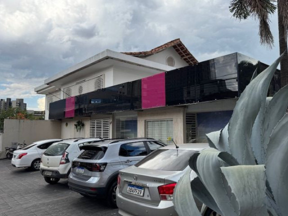 Sobrado com 5 Quartos à Venda, 566 m² em Setor Marista - Goiânia