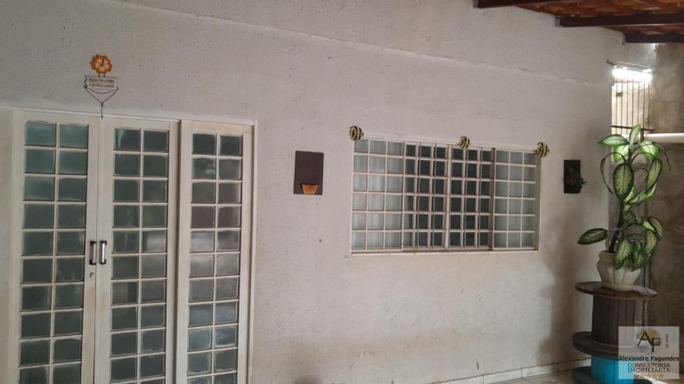 Imagem Casa com 3 Quartos à Venda, 324 m² em Vila Brasília - Aparecida De Goiânia Imagem Casa com 3 Quartos à Venda, 324 m² em Vila Brasília - Aparecida De Goiânia