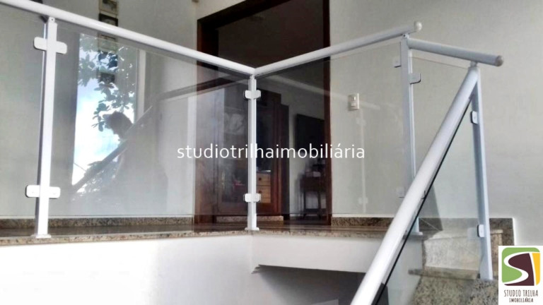 Casa com 4 Quartos à Venda,  em Jardim Itanhaém - Itanhaém