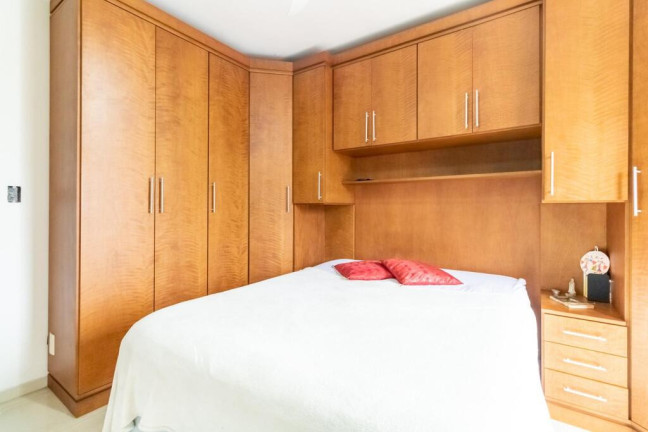 Imagem Casa com 3 Quartos à Venda, em Vila Gustavo - São Paulo Imagem Casa com 3 Quartos à Venda, em Vila Gustavo - São Paulo