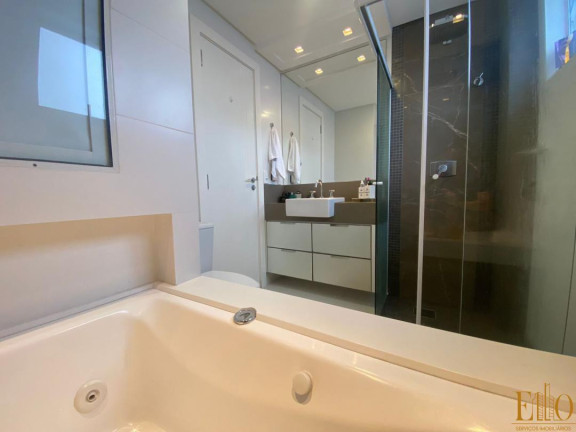 Imagem Apartamento com 3 Quartos à Venda, 116 m² em Pioneiros - Balneário Camboriú Imagem Apartamento com 3 Quartos à Venda, 116 m² em Pioneiros - Balneário Camboriú