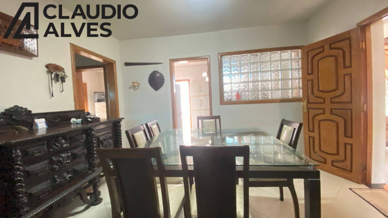 Imagem Casa com 4 Quartos à Venda, 392 m² em Jardim Cruzeiro - Feira De Santana Imagem Casa com 4 Quartos à Venda, 392 m² em Jardim Cruzeiro - Feira De Santana