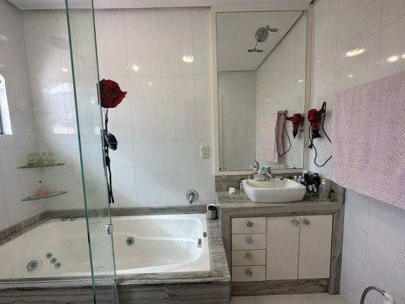 Imagem Casa com 4 Quartos à Venda, 251 m² em Coqueiros - Florianópolis