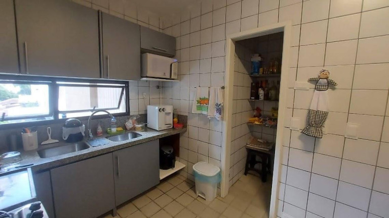 Imagem Imóvel com 4 Quartos à Venda, 198 m² em Espinheiro - Recife