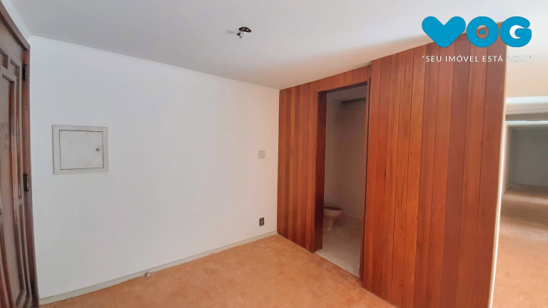 Imagem Imóvel com 4 Quartos à Venda, 179 m² em Moinhos De Vento - Porto Alegre Imagem Imóvel com 4 Quartos à Venda, 179 m² em Moinhos De Vento - Porto Alegre