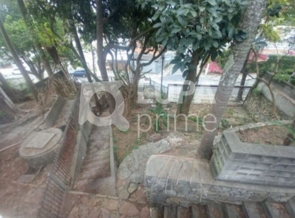 Imagem Casa com 3 Quartos à Venda, 220 m² em Jardim Santo Alberto - São Paulo Imagem Casa com 3 Quartos à Venda, 220 m² em Jardim Santo Alberto - São Paulo