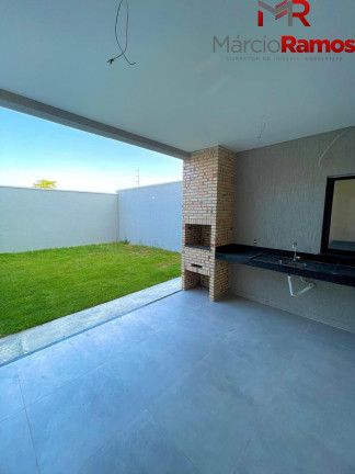 Imagem Casa com 4 Quartos à Venda, 151 m² em Centro - Eusébio