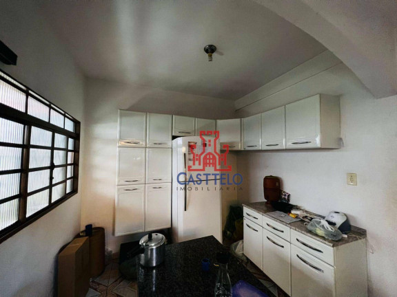 Imagem Casa com 4 Quartos à Venda, 200 m² em Santa Joana - Londrina Imagem Casa com 4 Quartos à Venda, 200 m² em Santa Joana - Londrina