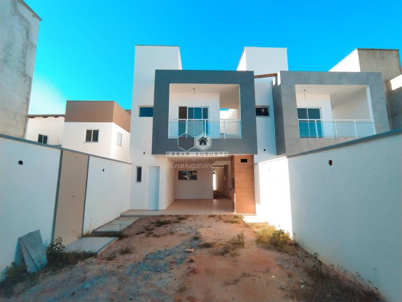 Imagem Casa com 4 Quartos à Venda, 142 m²