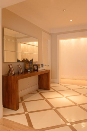 Imagem Imóvel com 4 Quartos à Venda, 488 m² em Cambuí - Campinas Imagem Imóvel com 4 Quartos à Venda, 488 m² em Cambuí - Campinas