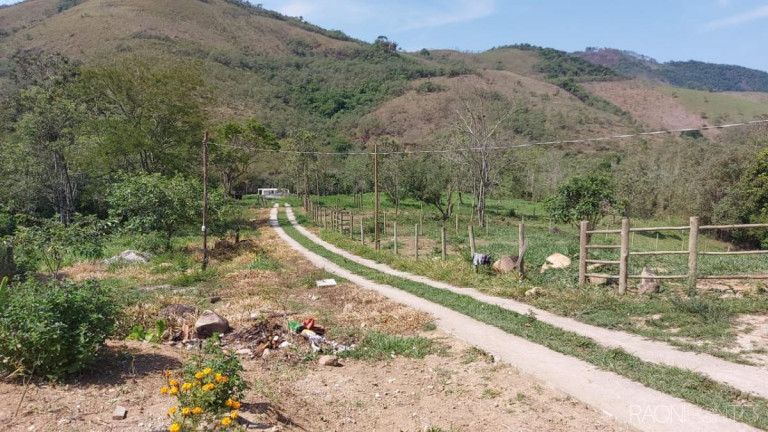 Imagem Chácara com 5 Quartos à Venda, 256 m² em Papucaia - Cachoeiras De Macacu Imagem Chácara com 5 Quartos à Venda, 256 m² em Papucaia - Cachoeiras De Macacu