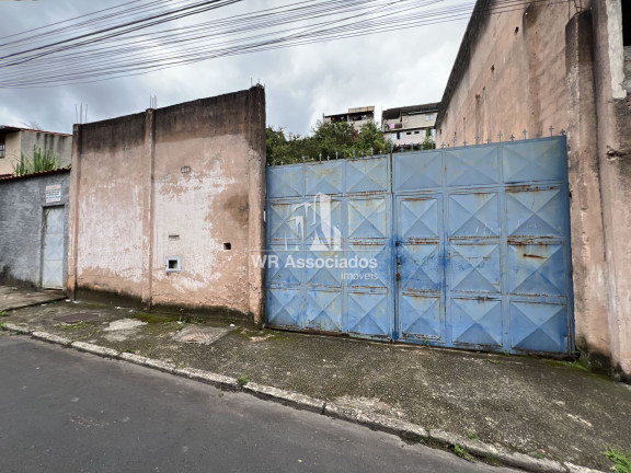 Terreno à Venda, 250 m²