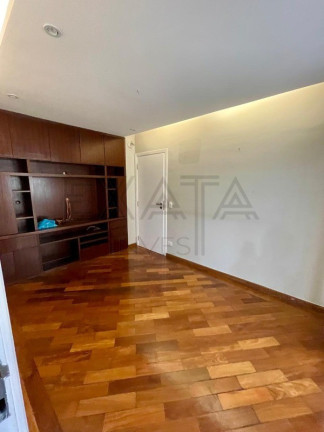 Imagem Imóvel com 3 Quartos à Venda, 160 m² em Vila Suzana - São Paulo Imagem Imóvel com 3 Quartos à Venda, 160 m² em Vila Suzana - São Paulo