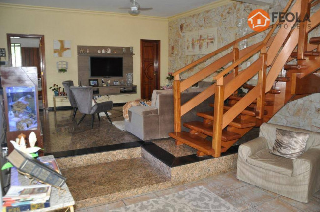 Imagem Casa com 6 Quartos à Venda, 331 m² em Cidade Balneária Peruibe-scipel - Peruíbe Imagem Casa com 6 Quartos à Venda, 331 m² em Cidade Balneária Peruibe-scipel - Peruíbe