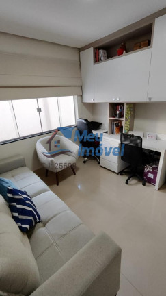 Imagem Imóvel com 3 Quartos à Venda, 250 m² em Setor Habitacional Vicente Pires - Brasília Imagem Imóvel com 3 Quartos à Venda, 250 m² em Setor Habitacional Vicente Pires - Brasília