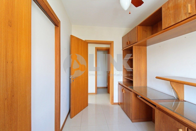 Imagem Apartamento com 3 Quartos à Venda, 153 m² em Petrópolis - Porto Alegre