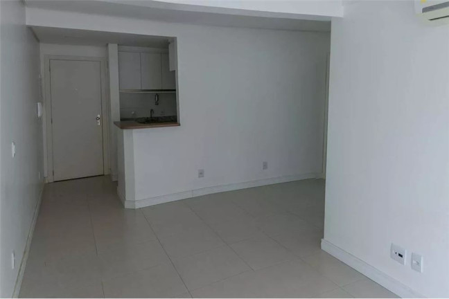 Imagem Apartamento com 2 Quartos à Venda, 87 m² em Santana - Porto Alegre Imagem Apartamento com 2 Quartos à Venda, 87 m² em Santana - Porto Alegre