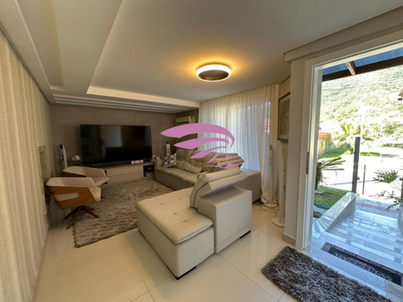 Imagem Casa com 4 Quartos à Venda, 280 m² em Ressacada - Itajaí Imagem Casa com 4 Quartos à Venda, 280 m² em Ressacada - Itajaí