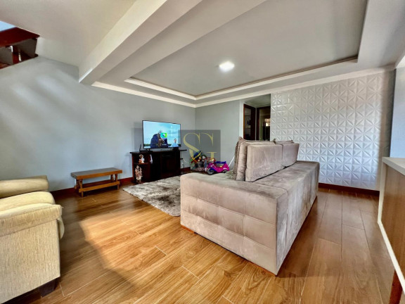 Imagem Casa com 3 Quartos à Venda, 219 m² em Araras - Teresópolis Imagem Casa com 3 Quartos à Venda, 219 m² em Araras - Teresópolis