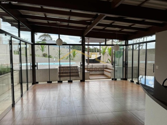 Imagem Casa com 3 Quartos à Venda, 364 m² em Butiatuvinha - Curitiba Imagem Casa com 3 Quartos à Venda, 364 m² em Butiatuvinha - Curitiba