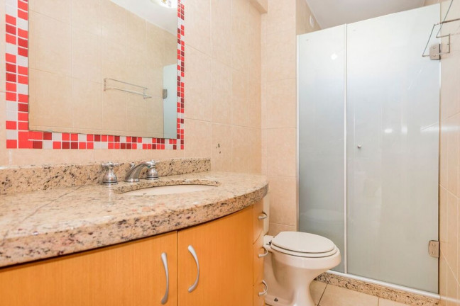 Imagem Imóvel com 2 Quartos à Venda, 79 m² em Menino Deus - Porto Alegre Imagem Imóvel com 2 Quartos à Venda, 79 m² em Menino Deus - Porto Alegre